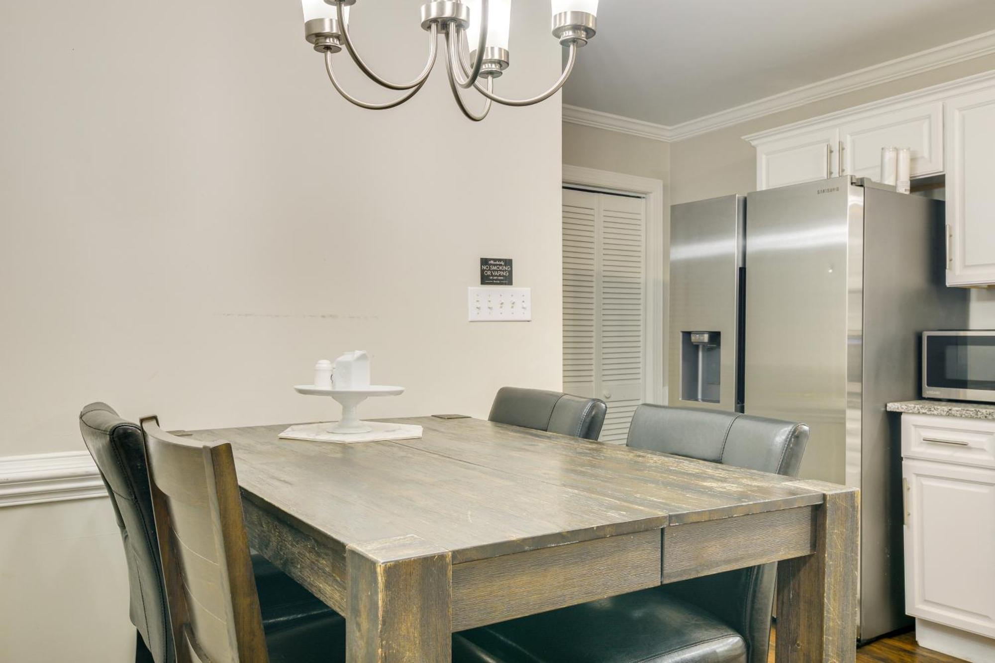 Serene Family Home With Deck In Knightdale! Eksteriør bilde